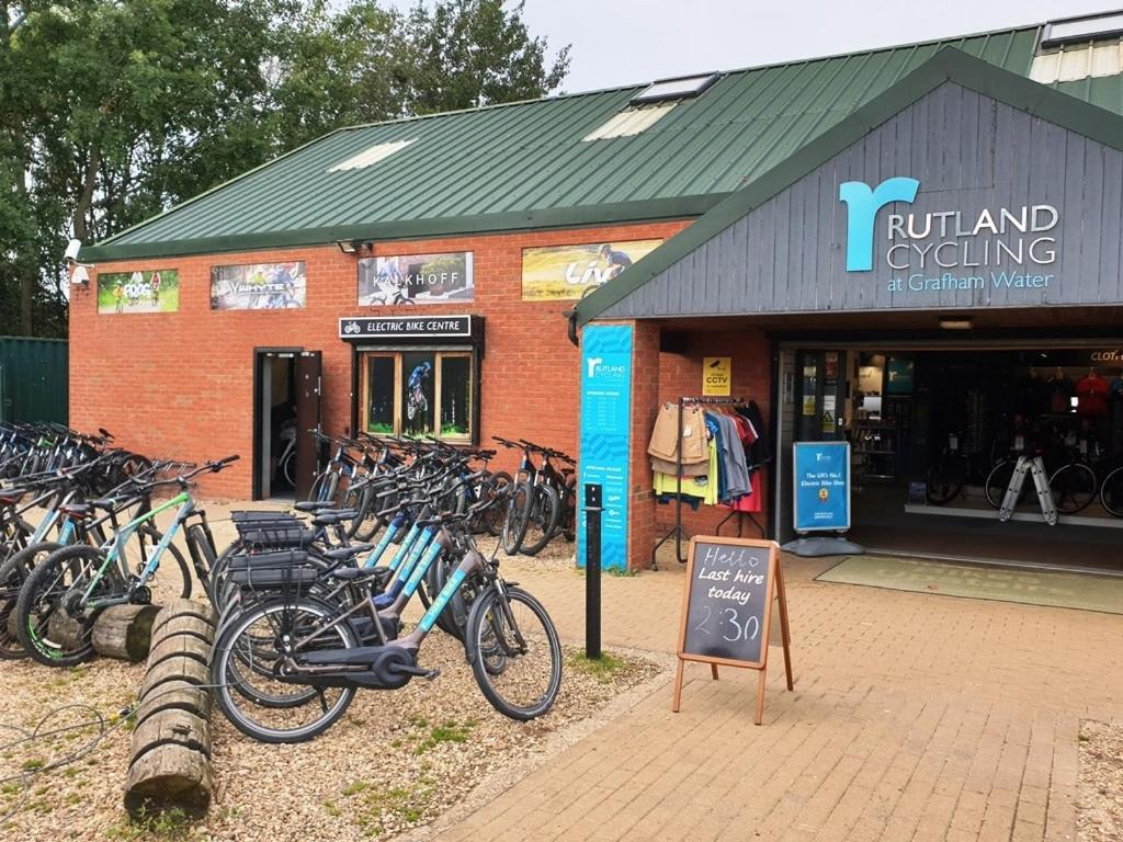 Grafham Water Lodge Экстерьер фото